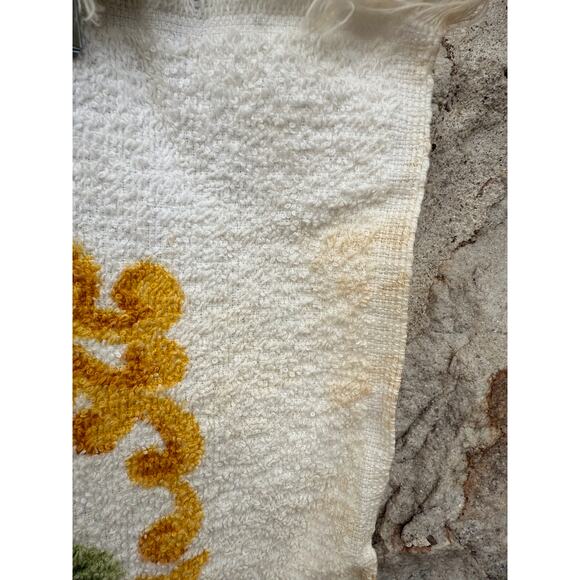 Vintage cannon yellow and gold rose bath towel - Picture 11 of 12
